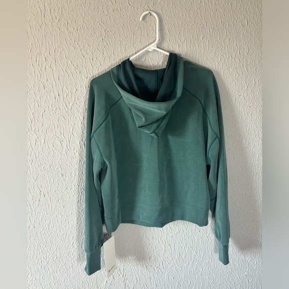 NWT Lululemon Softstreme Hoodie - Picture 4 of 4